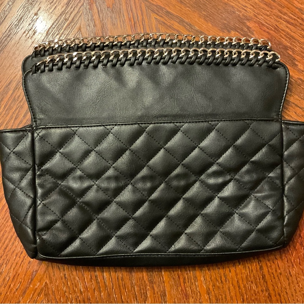 Bebe Gold Chain Quilt Cushion Style Faux Leather Clutch! - Picture 10 of 15